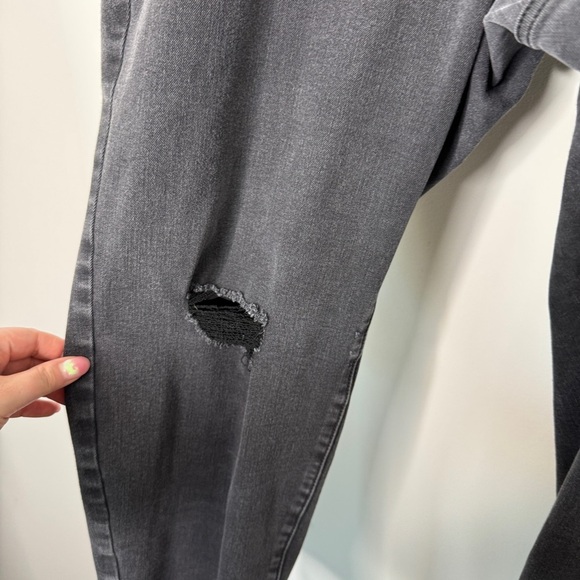 Lane Bryant Grey Distressed Skinny Jeans 26 - Picture 5 of 9